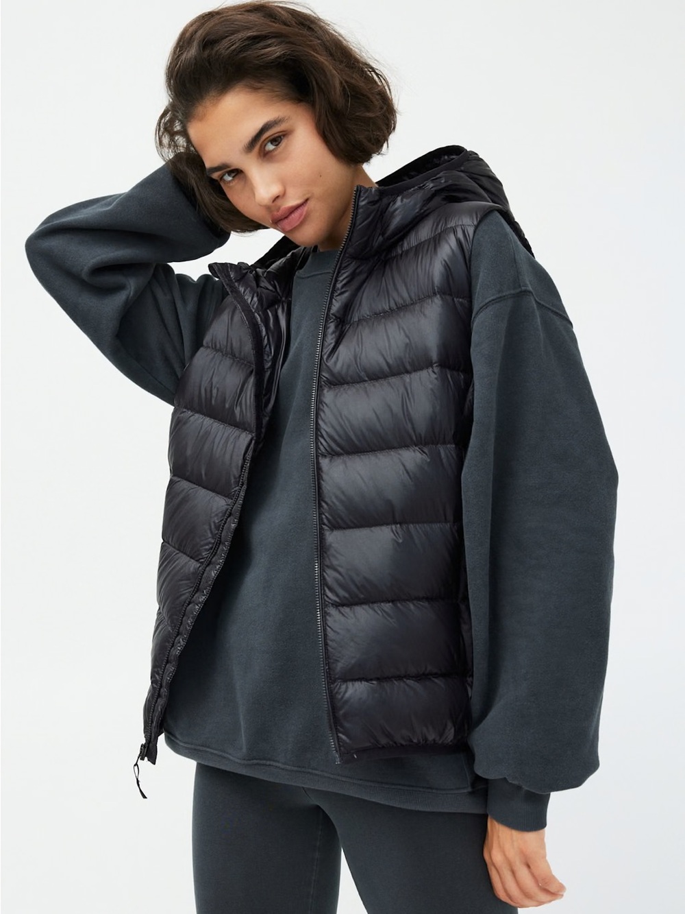 Aritzia TNA The Little Puff Packable Black Puffer Vest